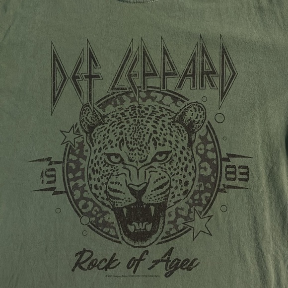 Vintage Tee - Picture 2 of 3